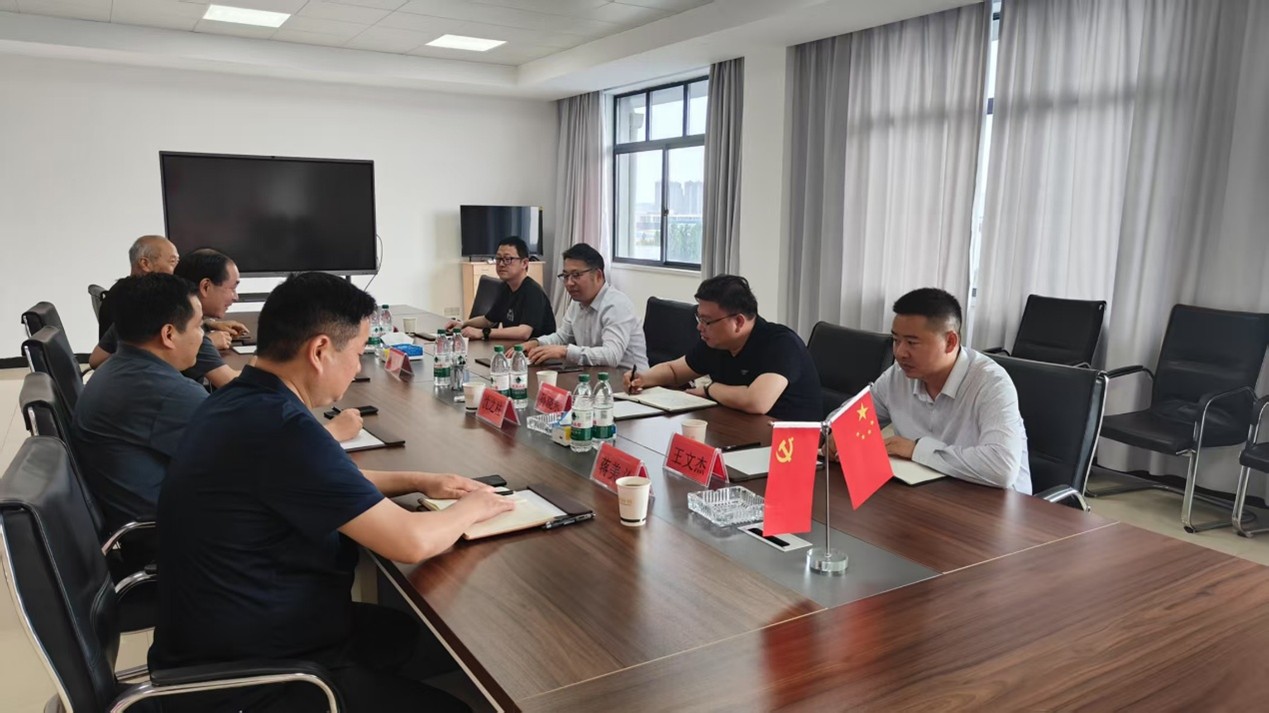 1747991927791075001.jpg 1747991927791075001.jpg